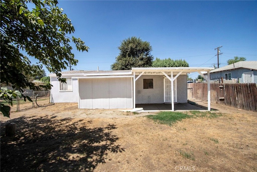 Image 15 of property listing at 5762 Ridgeview, Jurupa Valley, CA 91752