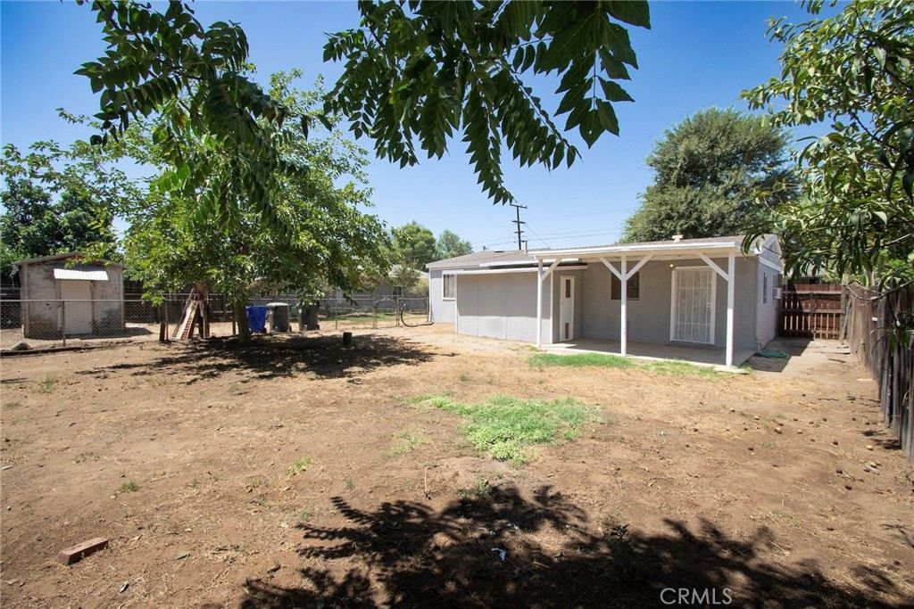 Image 3 of property listing at 5762 Ridgeview, Jurupa Valley, CA 91752