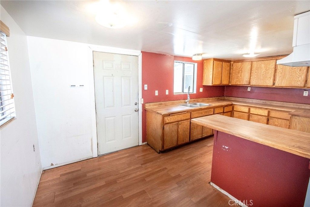 Image 8 of property listing at 5762 Ridgeview, Jurupa Valley, CA 91752