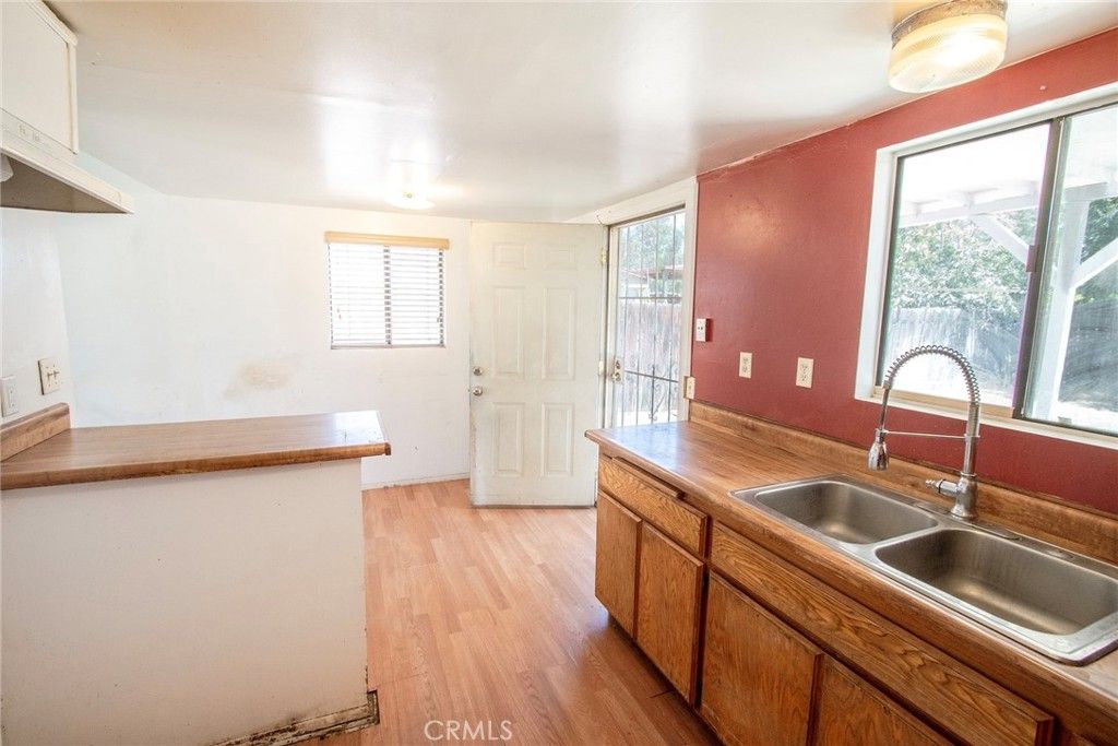 Image 9 of property listing at 5762 Ridgeview, Jurupa Valley, CA 91752