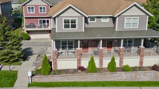 14 Sinatra Way, Fitchburg, WI 53711