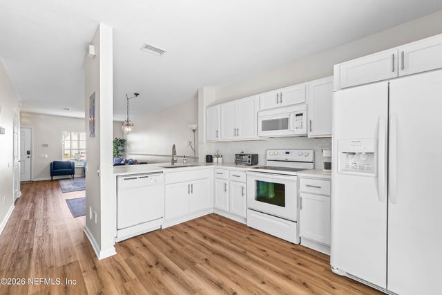 8230 DAMES POINT CROSSING Boulevard N 502, Jacksonville, FL 32277