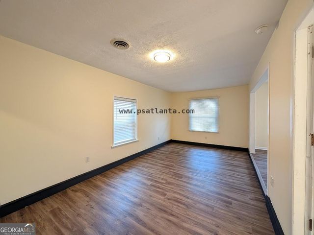 525 Cedar Wood Court, South Fulton, GA 30349