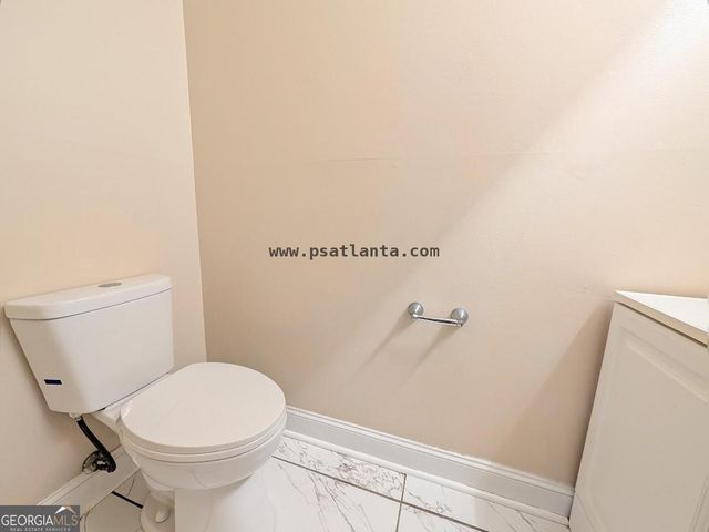 525 Cedar Wood Court, South Fulton, GA 30349