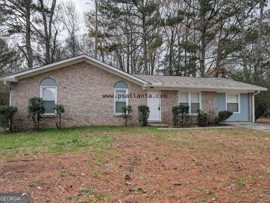 525 Cedar Wood Court, South Fulton, GA 30349