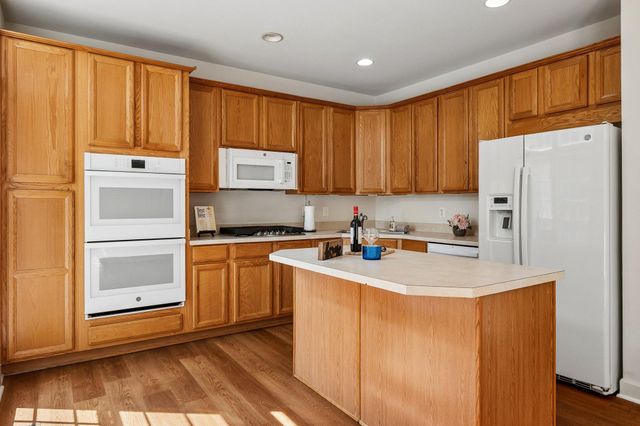 8028 SAMUEL WALLIS ST, Lorton, VA 22079