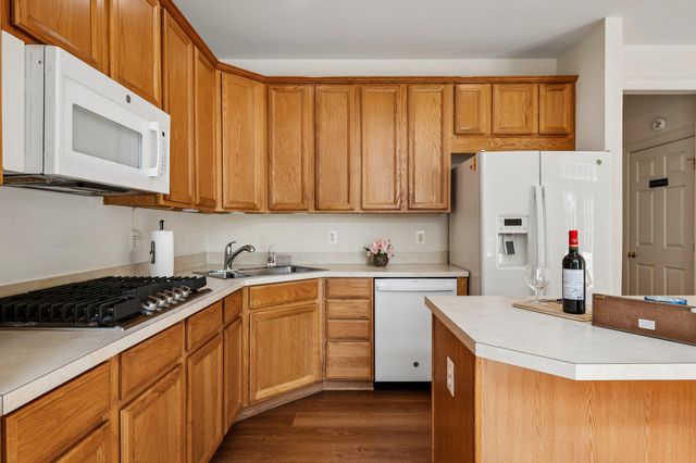 8028 SAMUEL WALLIS ST, Lorton, VA 22079