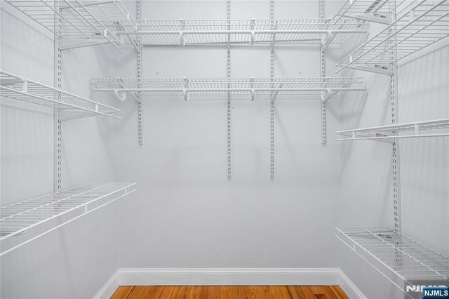 337 The Promenade 337, Edgewater, NJ 07020
