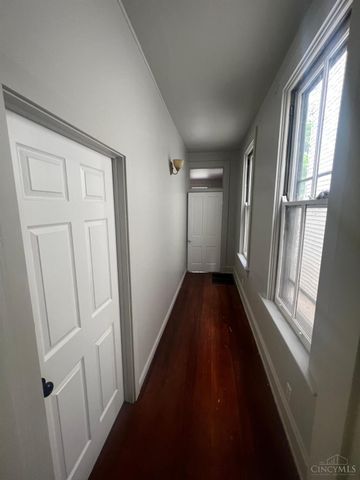 2901 Marshall Avenue, Cincinnati, OH 45220