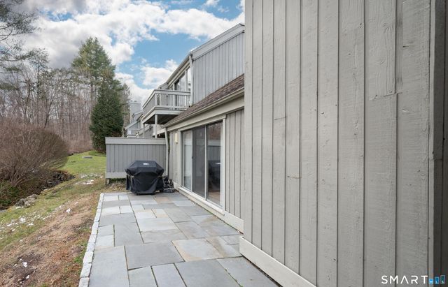 98 Heritage Village A, Southbury, CT 06488