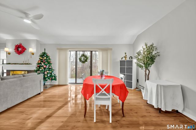 98 Heritage Village A, Southbury, CT 06488