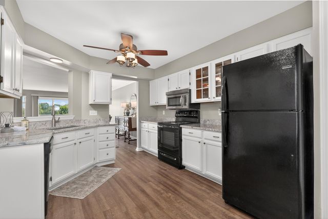 908 Crossgate Drive, Florence, KY 41042
