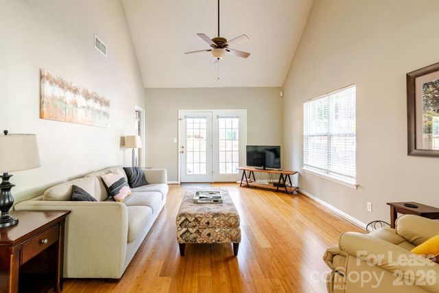 8263 Southgate Commons Drive, Charlotte, NC 28277