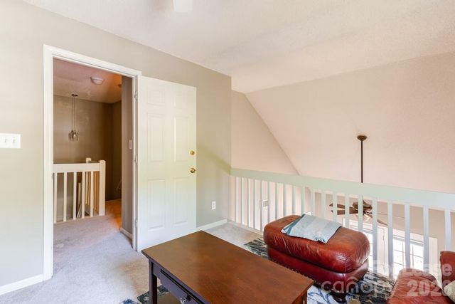 8263 Southgate Commons Drive, Charlotte, NC 28277