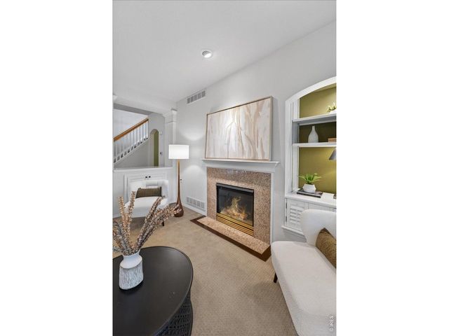 810 Megan Ct, Longmont, CO 80504