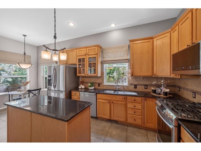 810 Megan Ct, Longmont, CO 80504