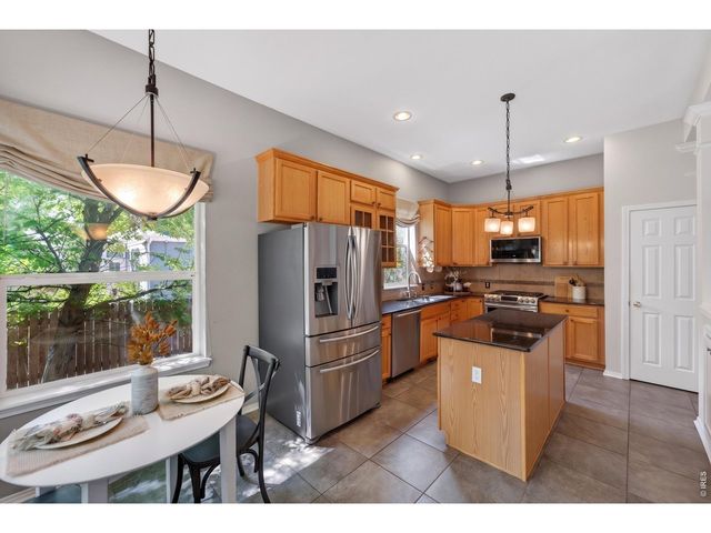 810 Megan Ct, Longmont, CO 80504