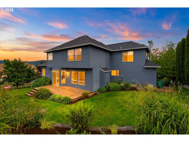 15849 Se OGDEN Dr, Portland, OR 97236