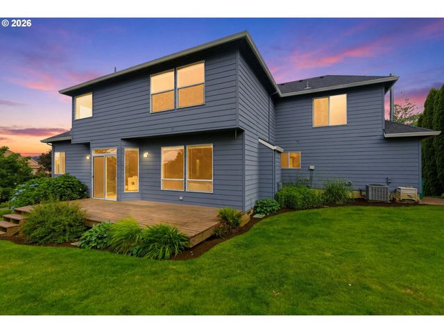 15849 Se OGDEN Dr, Portland, OR 97236
