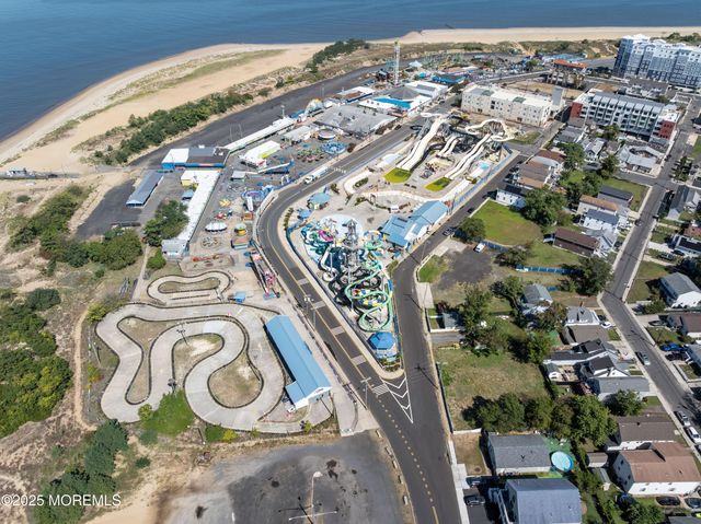 212 Seeley Avenue B, Keansburg, NJ 07734