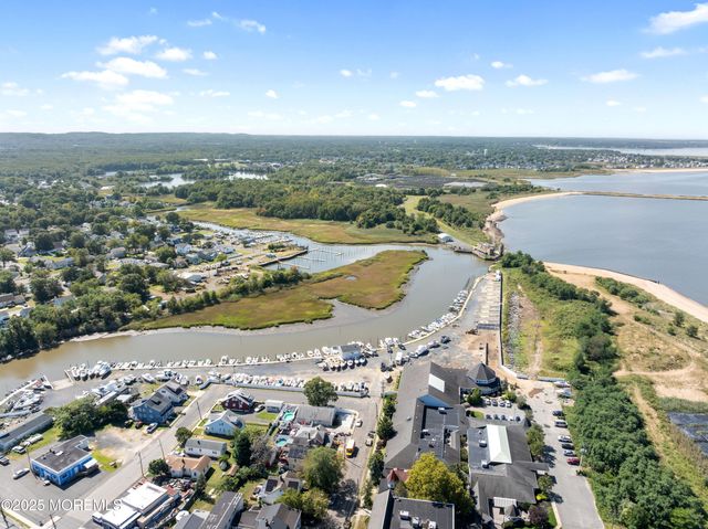 212 Seeley Avenue B, Keansburg, NJ 07734