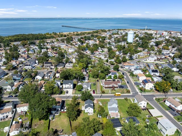 212 Seeley Avenue B, Keansburg, NJ 07734