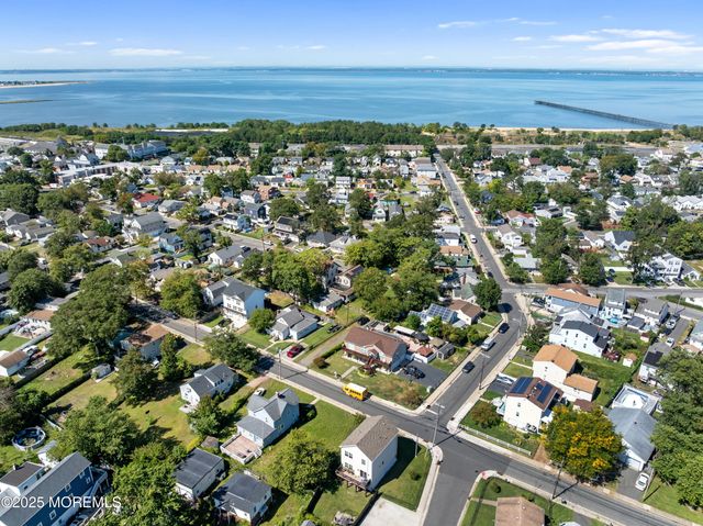 212 Seeley Avenue B, Keansburg, NJ 07734