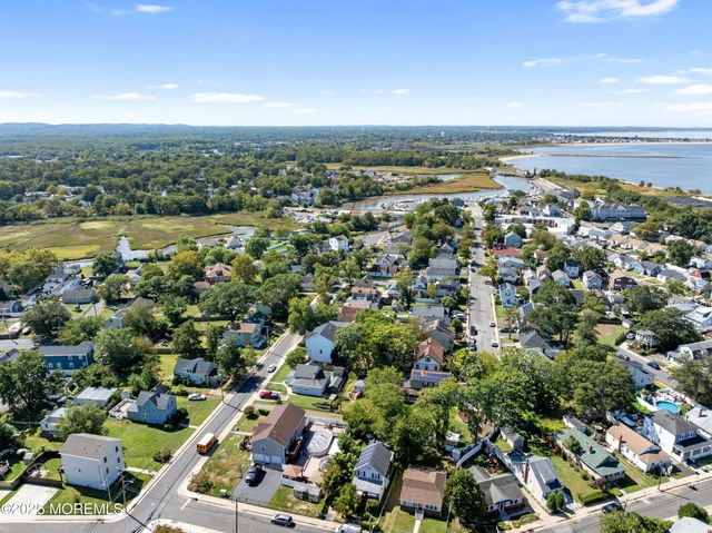 212 Seeley Avenue B, Keansburg, NJ 07734