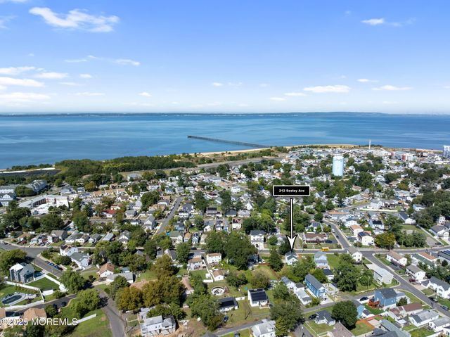 212 Seeley Avenue B, Keansburg, NJ 07734