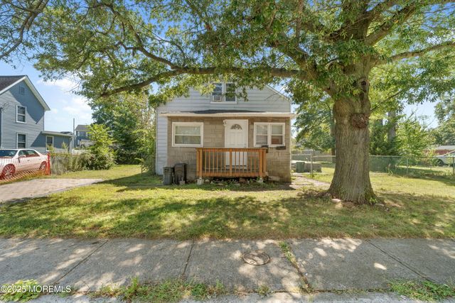 212 Seeley Avenue B, Keansburg, NJ 07734