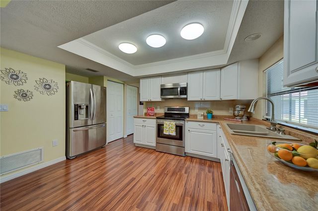 3001 VIVIENDA BOULEVARD, Bradenton, FL 34207