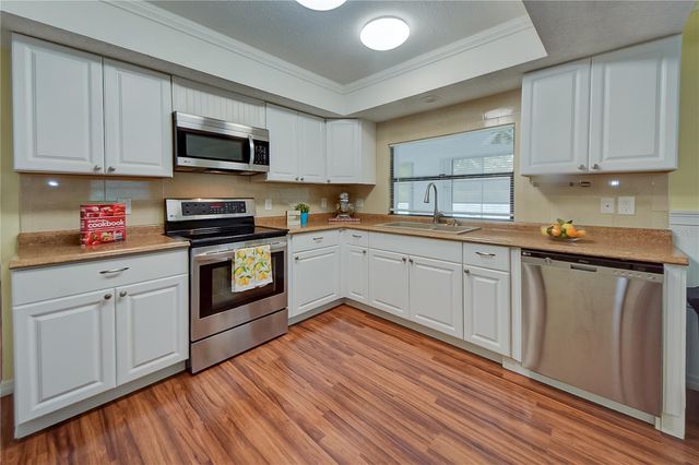 3001 VIVIENDA BOULEVARD, Bradenton, FL 34207