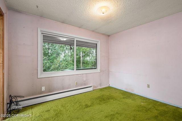 5000 Nottingham Way, Anchorage, AK 99503