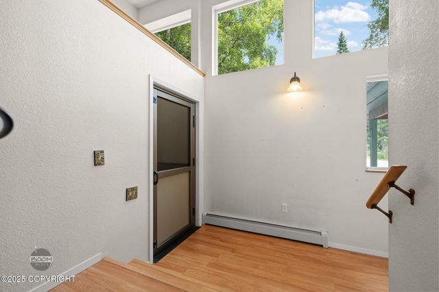 5000 Nottingham Way, Anchorage, AK 99503