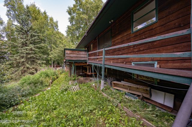 5000 Nottingham Way, Anchorage, AK 99503