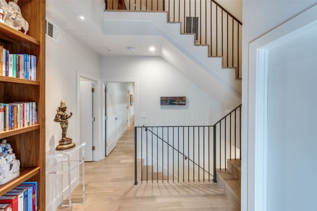 3645 Reagan Street, Dallas, TX 75219