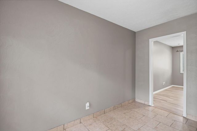 2331 Dunning Court, Columbus, OH 43219