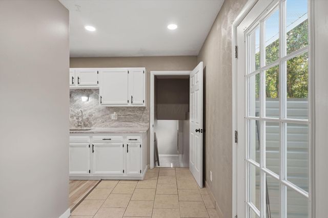 2331 Dunning Court, Columbus, OH 43219
