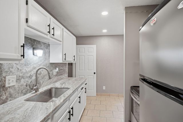 2331 Dunning Court, Columbus, OH 43219