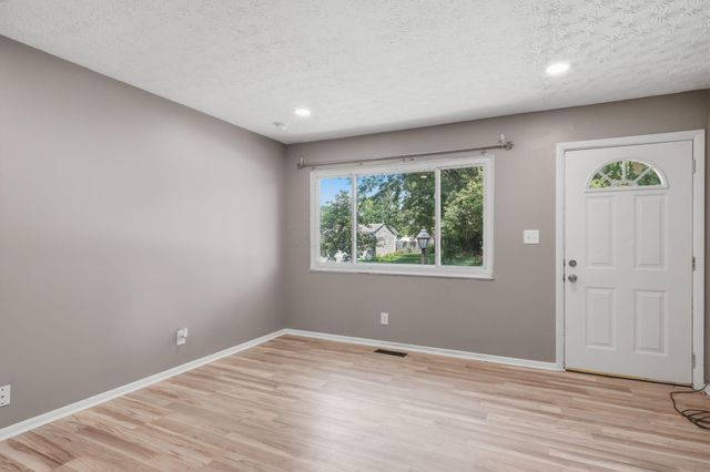 2331 Dunning Court, Columbus, OH 43219