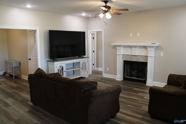 4457 Elkwood Section Road, Ardmore, AL 35739