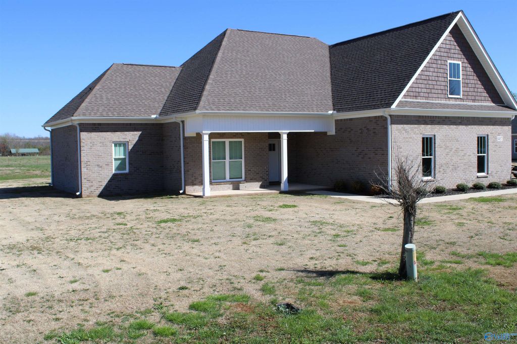 4457 Elkwood Section Road, Ardmore, AL 35739
