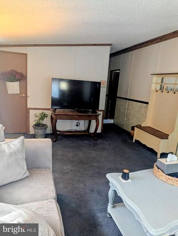 140 GRANT AVE, Coatesville, PA 19320