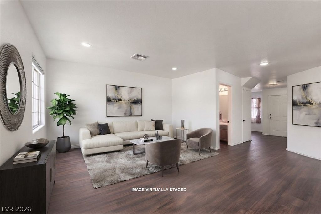 5330 East Charleston Boulevard 44, Las Vegas, NV 89142