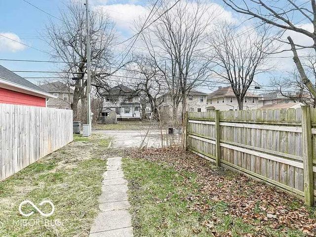 3043 Broadway Street, Indianapolis, IN 46205