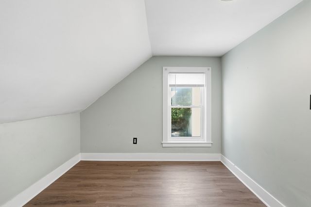 6 Goddard St, Webster, MA 01570