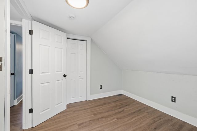 6 Goddard St, Webster, MA 01570