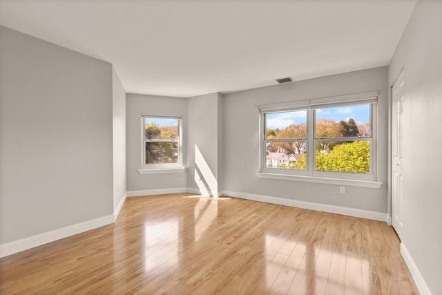 1 Watermill Place 520, Arlington, MA 02476