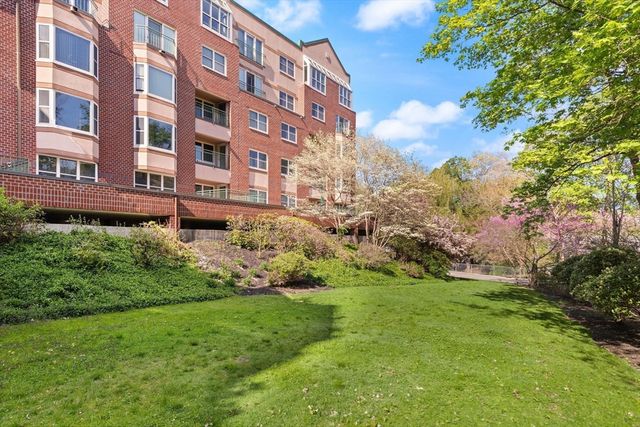1 Watermill Place 520, Arlington, MA 02476