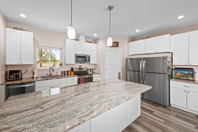 35554 N Williams LN, Athol, ID 83801